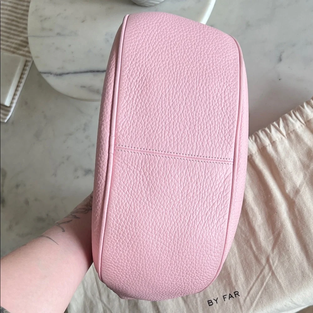 BY FAR Cush Peony Flat Grain Leather Shoulder Bag - Picture 4 of 11